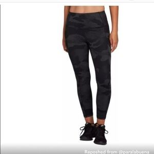 The North Face Women’s Dark Camouflage Leggings